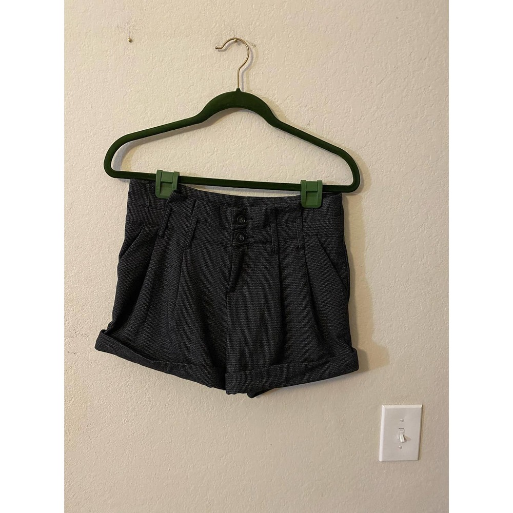 FREE PEOPLE Pleaded Front Shorts Size 2